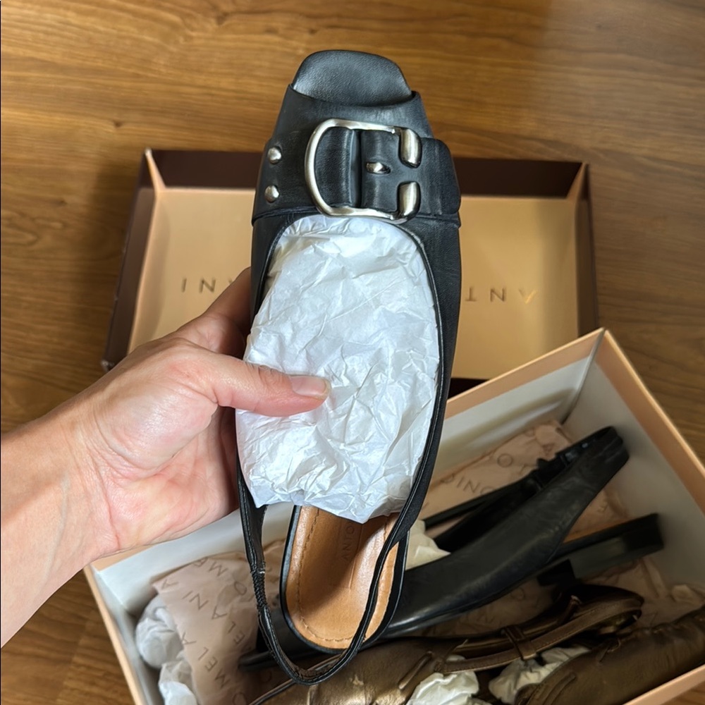Vintage Black Leather Sandals
